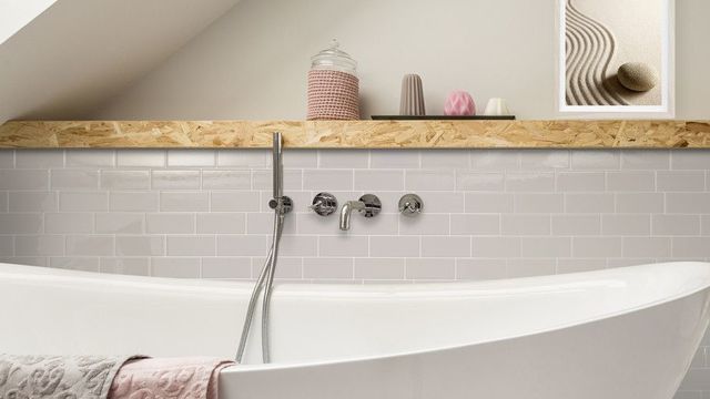 Adhesif sur carrelage salle de bain
