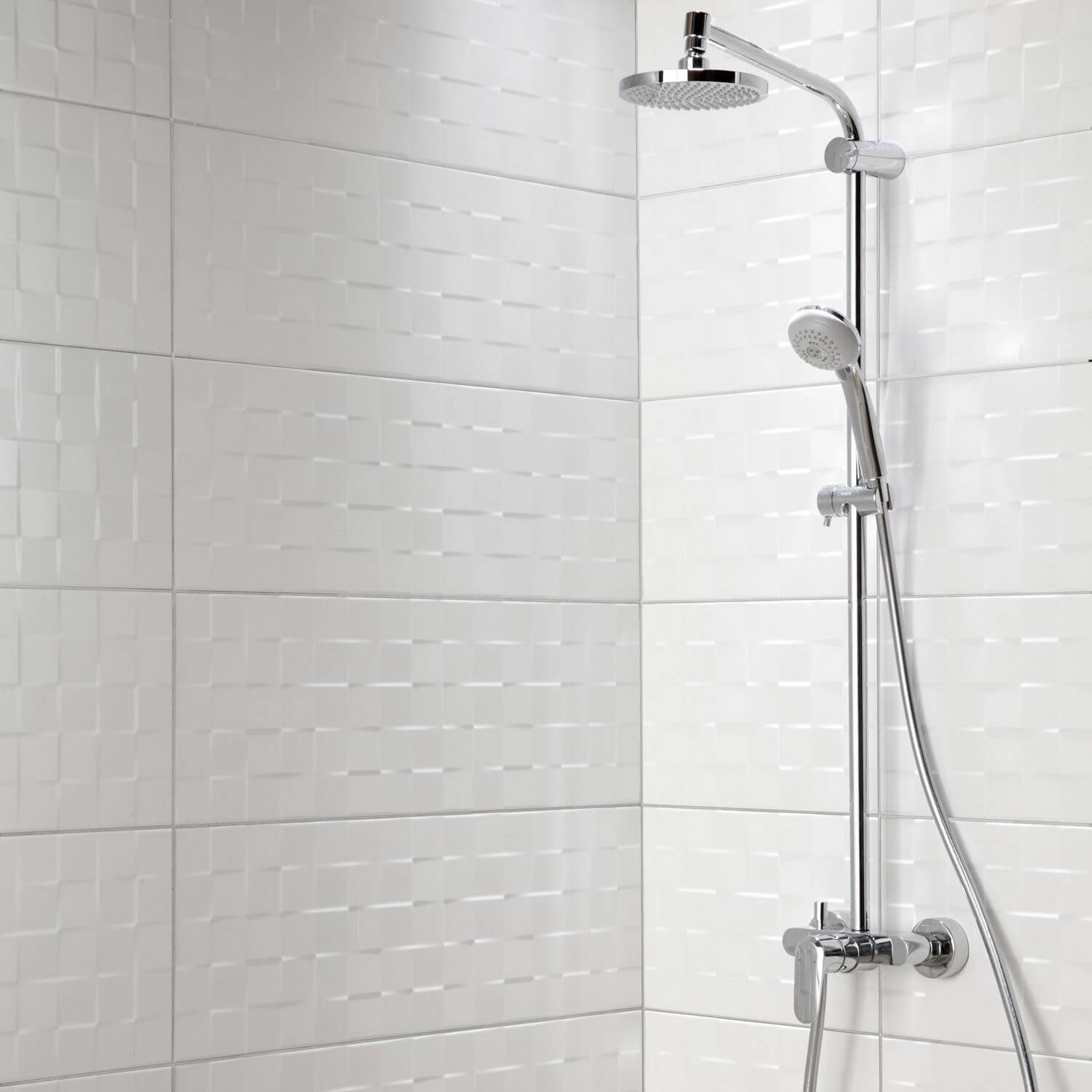 Carrelage blanc mat salle de bain