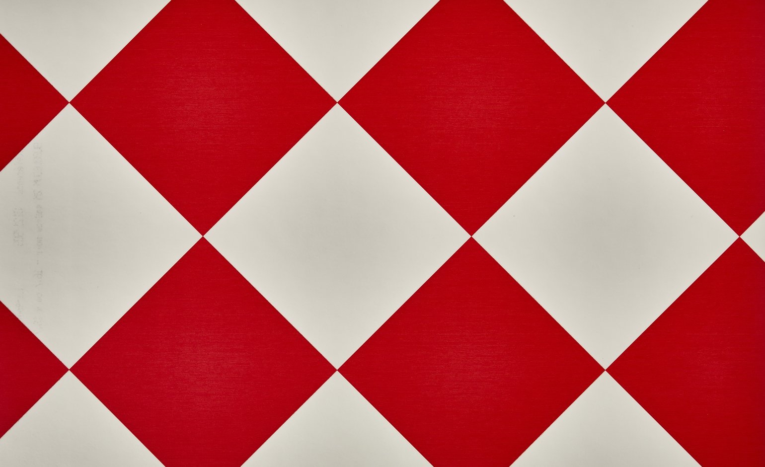 Carrelage blanc et rouge