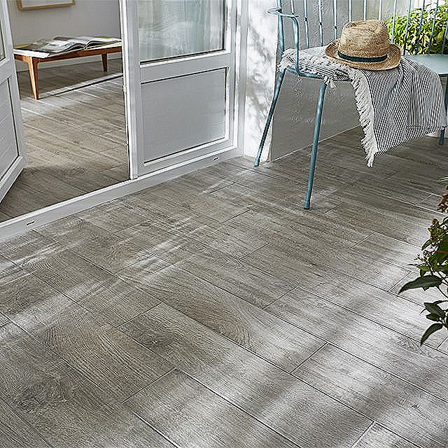 Carrelage de sol exterieur a clipser