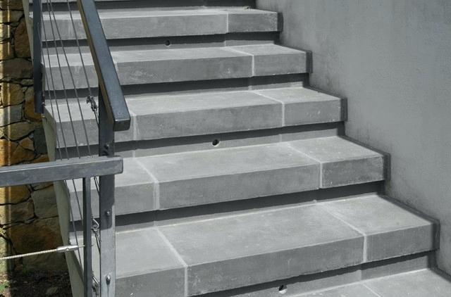 Carrelage antidérapant escalier