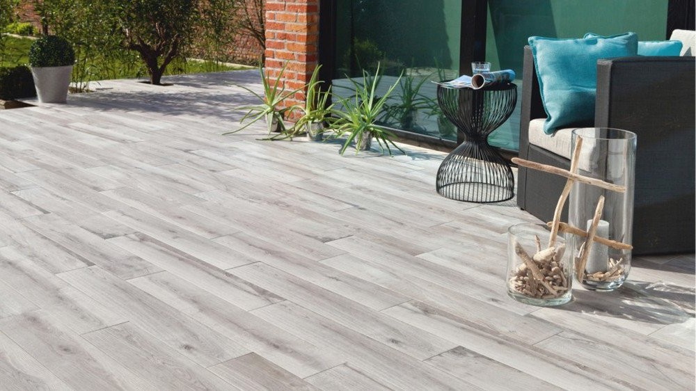 Carrelage zen bois gris