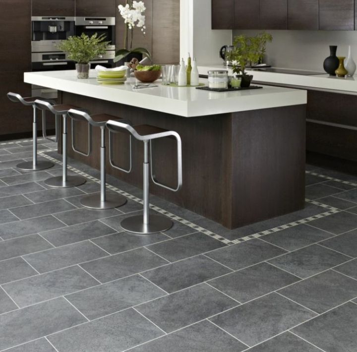 Carrelage gris foncé cuisine