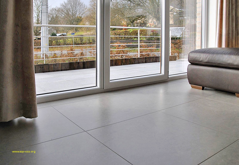 Carrelage gris rustique