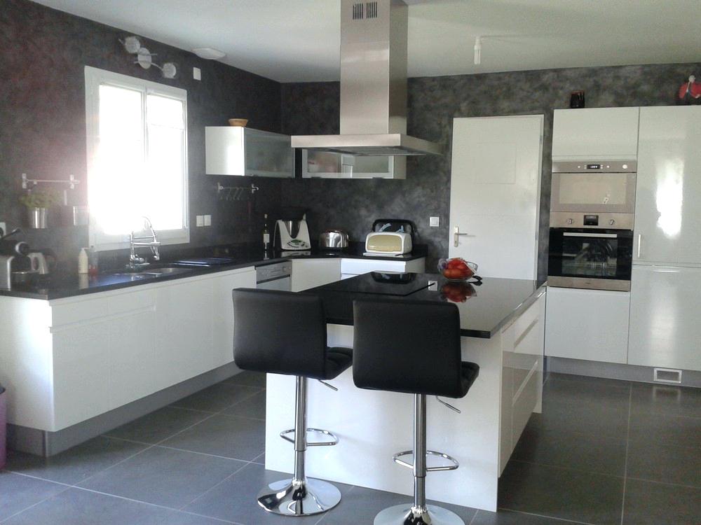Carrelage gris mur gris