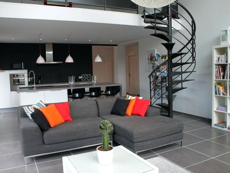 Carrelage gris dans un salon