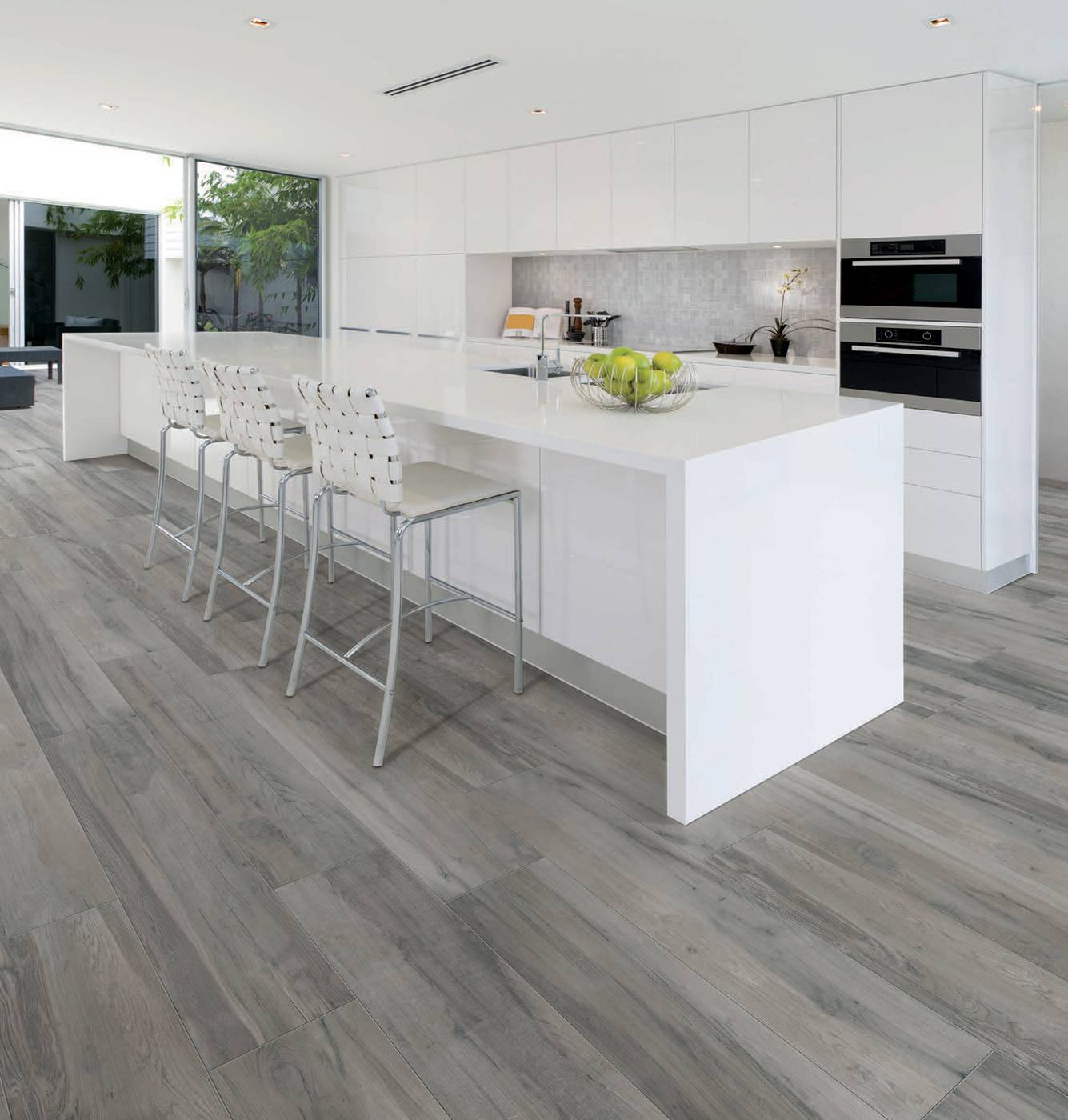 Carrelage gris imitation parquet