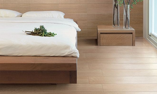 Carrelage imitation parquet bois clair