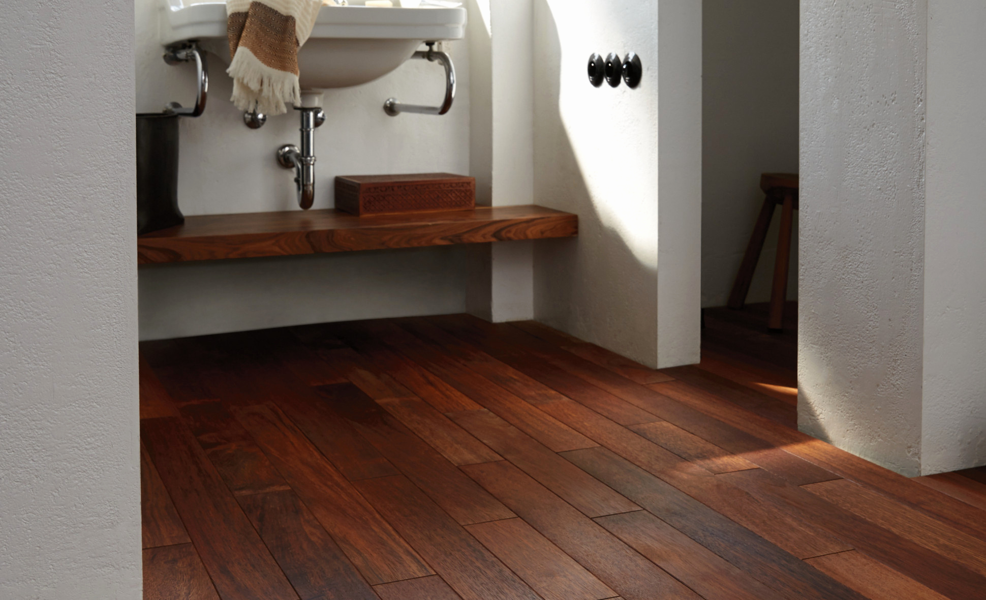 Carrelage imitation parquet exotique