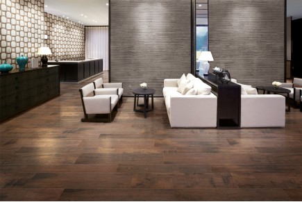 Carrelage imitation parquet marron clair