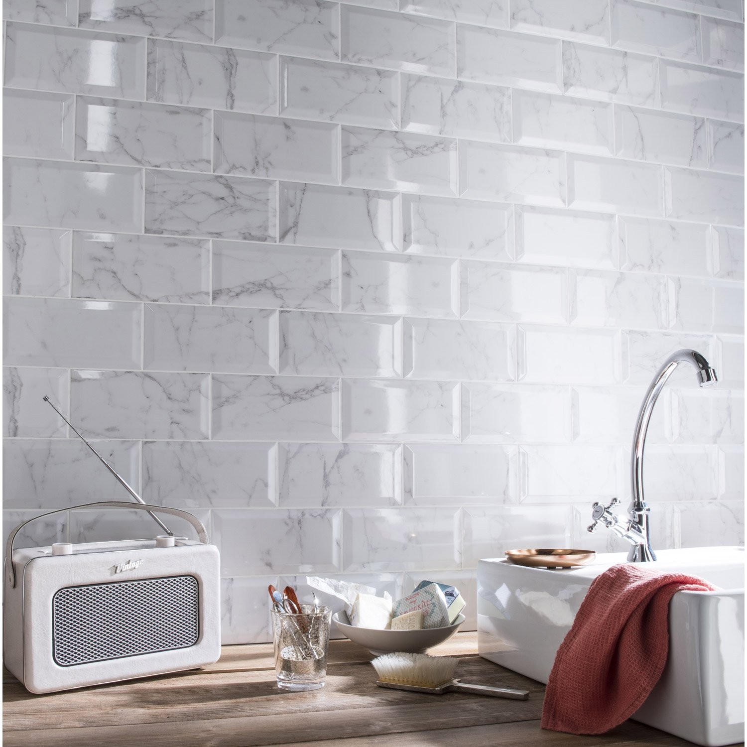 Carrelage metro effet marbre