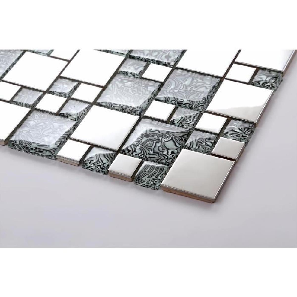 Carrelage mosaique argent