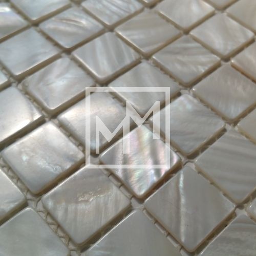 Carrelage mosaique salle de bain nacre