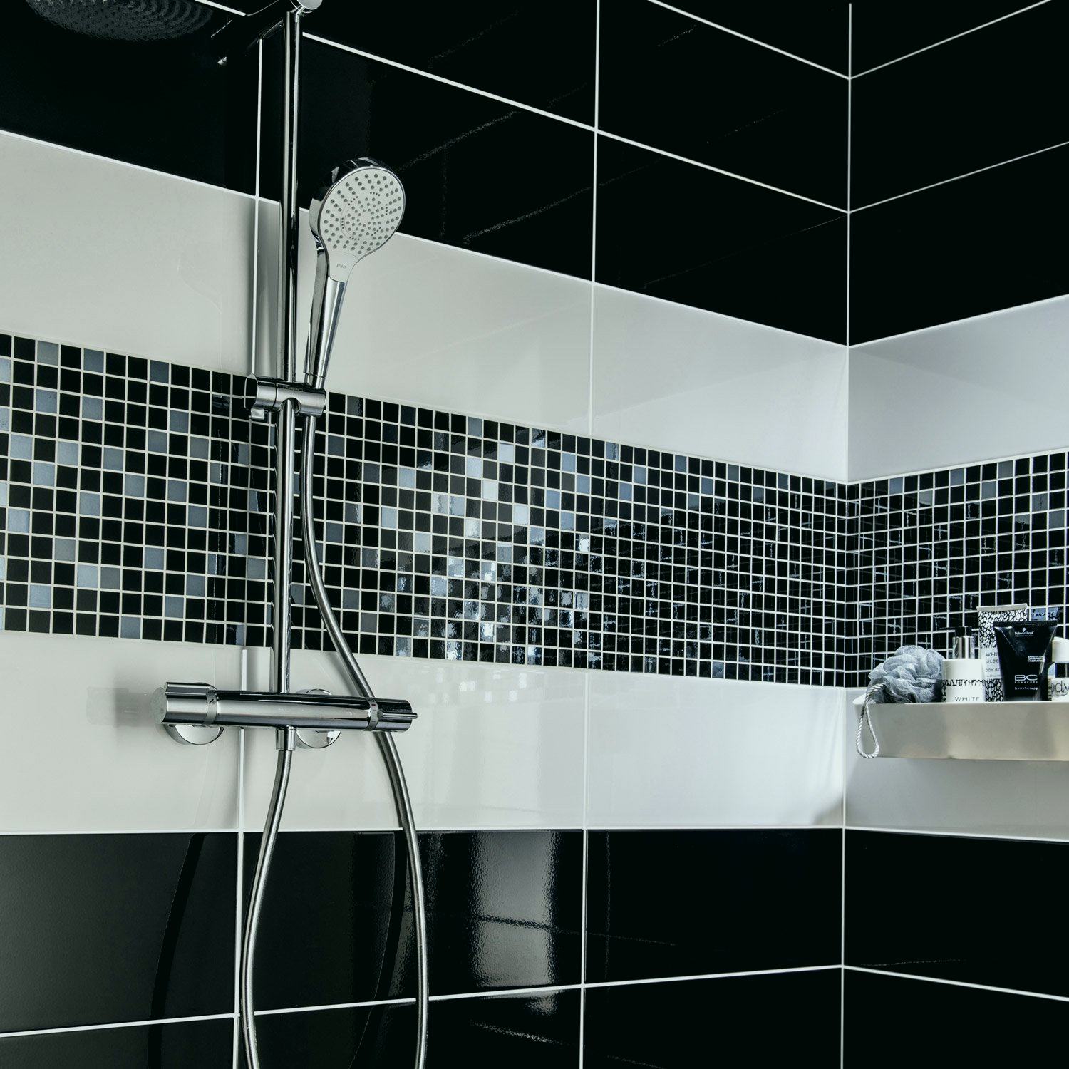 Carrelage mosaique brillant