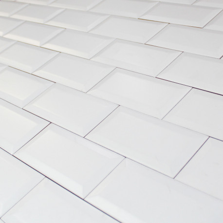 Carrelage rectangulaire blanc mat