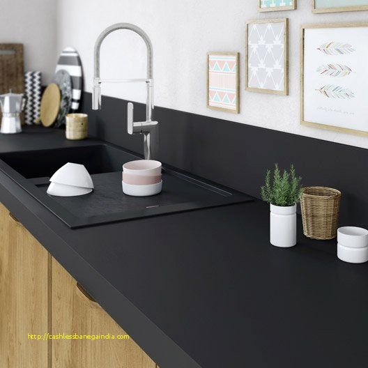 Plan de travail cuisine carrelage ou stratifié