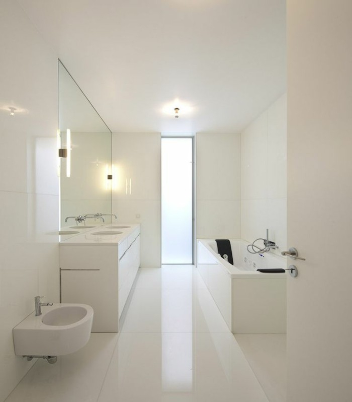 Carrelage salle de bain brillant