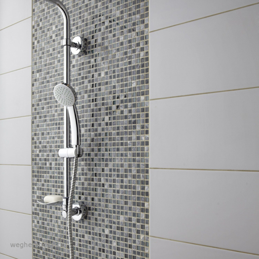 Carrelage salle de bain fissuré