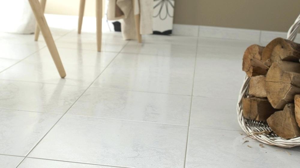 Carrelage blanc pour salon