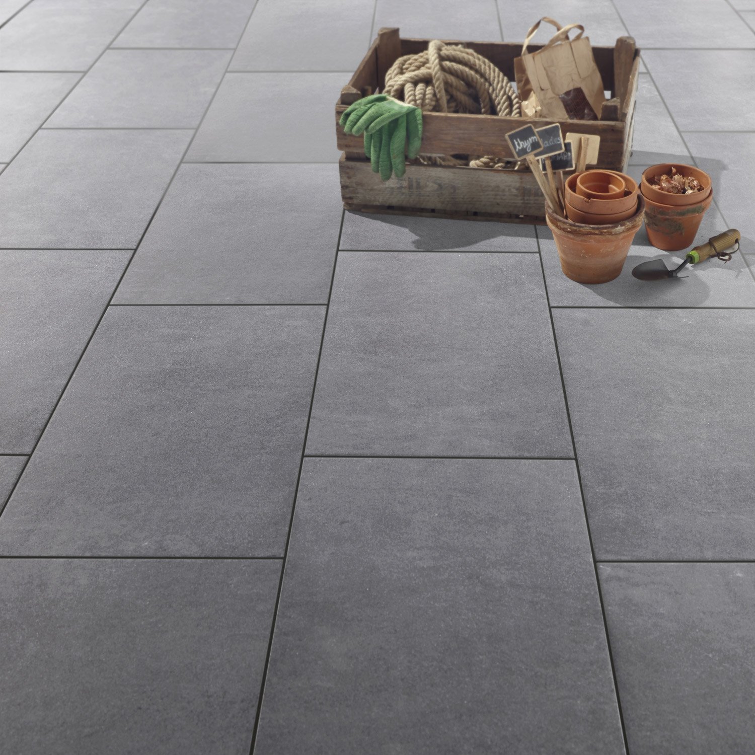 Carrelage anthracite 30 x 30