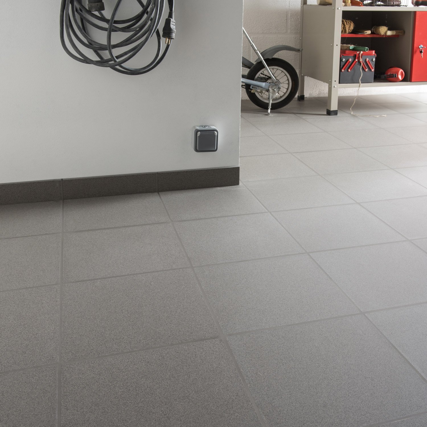 Carrelage gris pour garage