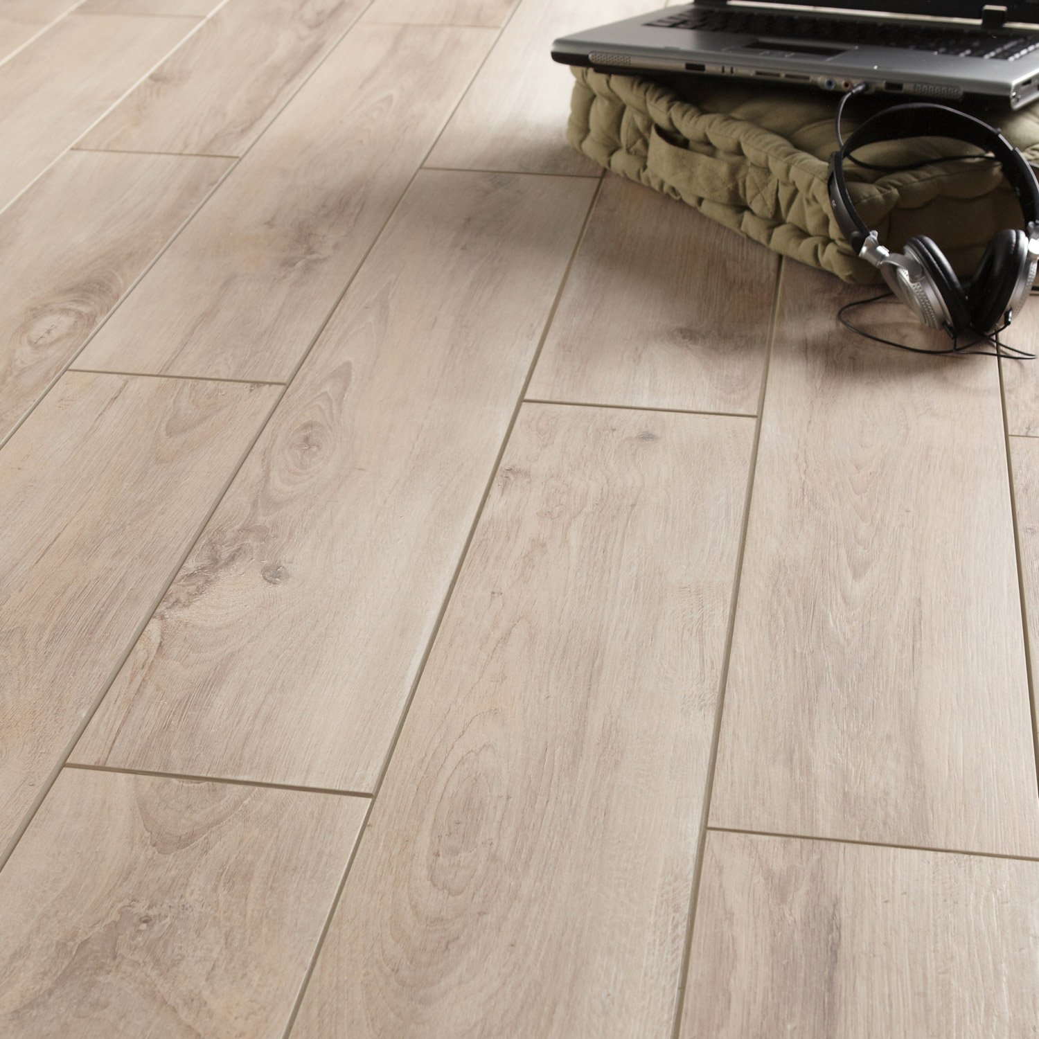 Carrelage imitation bois dimensions