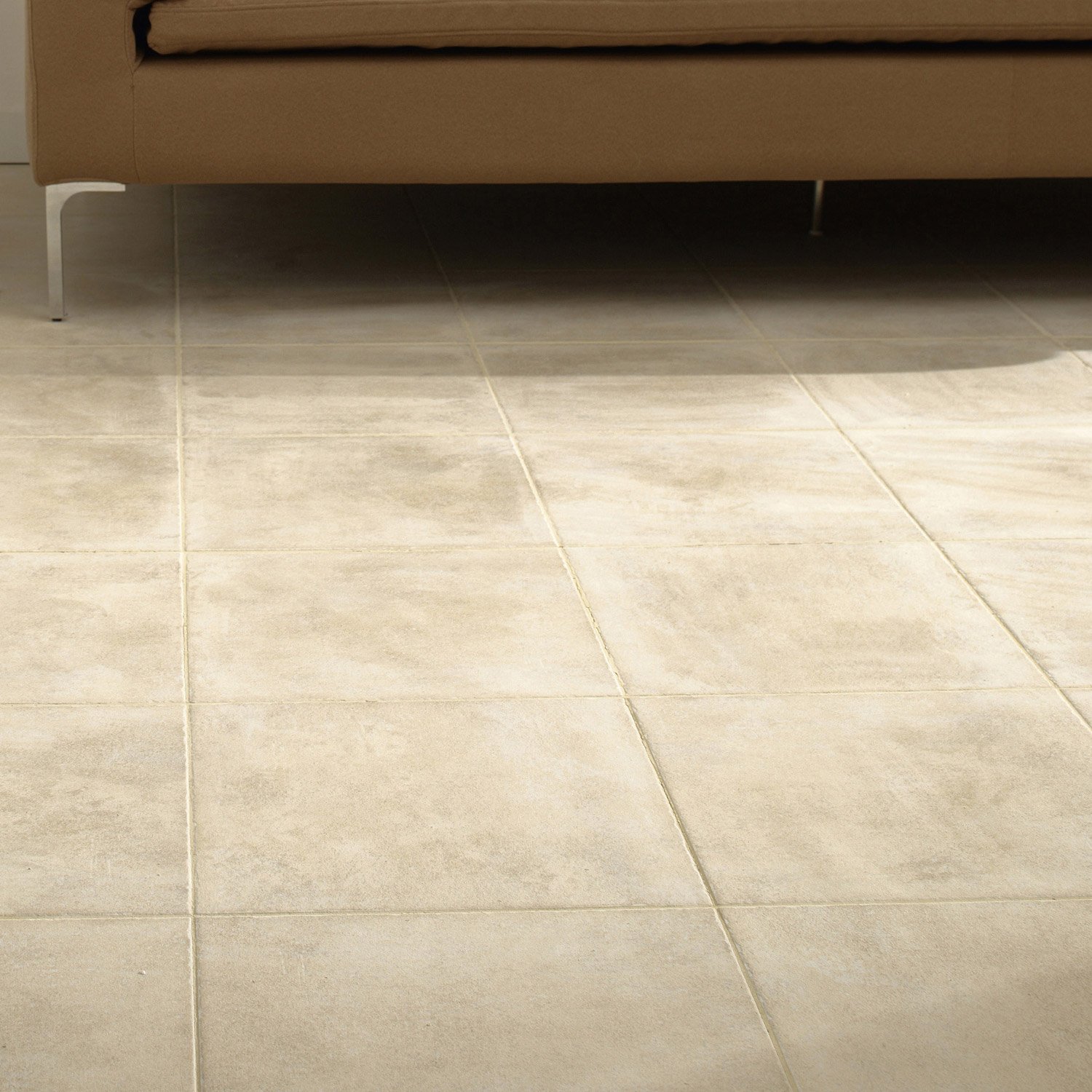 Carrelage beige et mur
