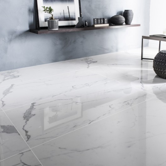 Carrelage blanc veiné