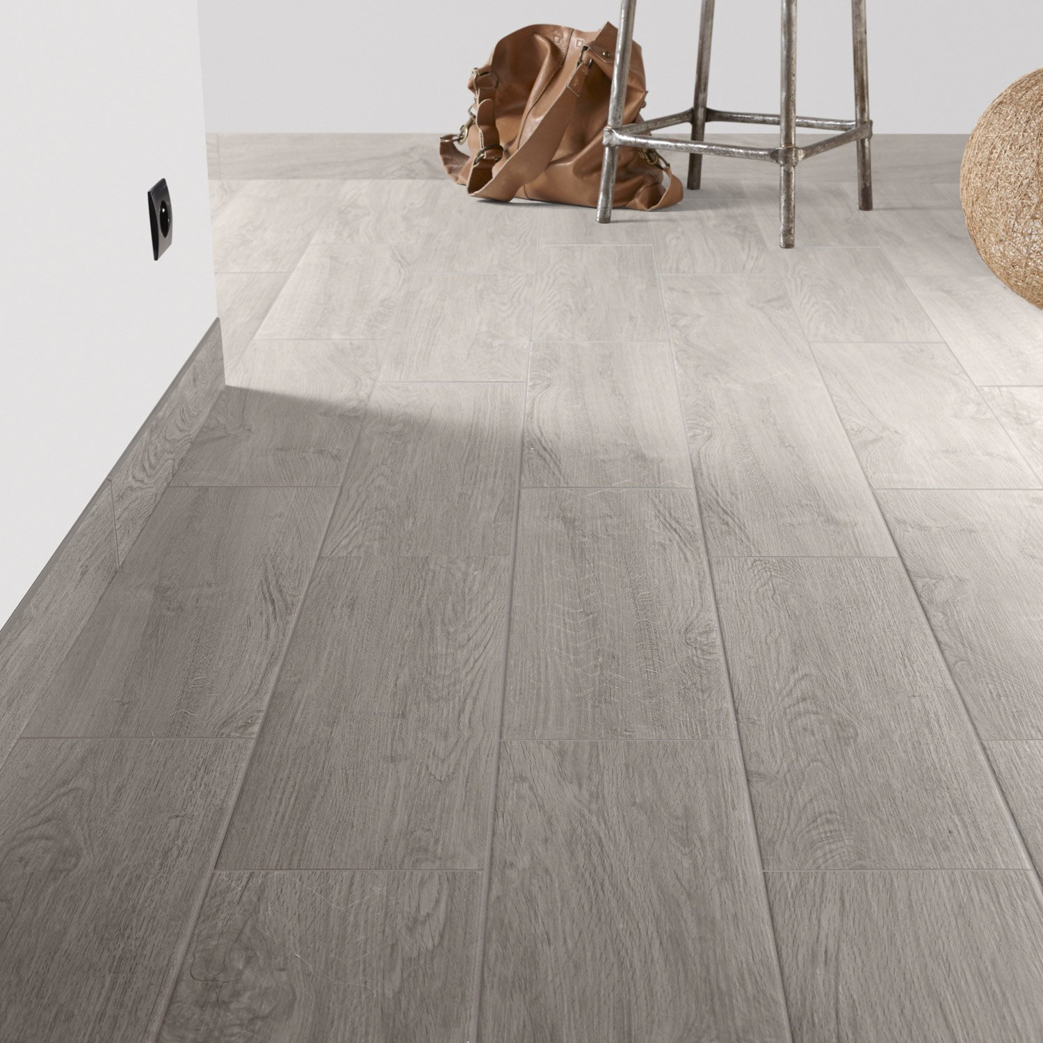 Carrelage beige gris