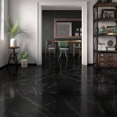 Le carrelage brillant est il glissant