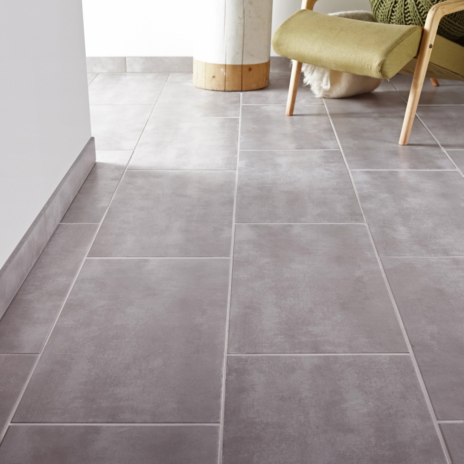 Carrelage gris zingué