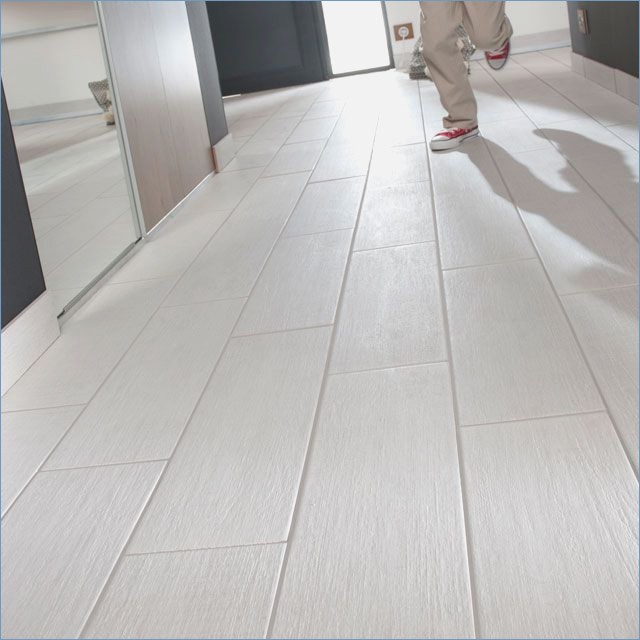 Carrelage imitation bois blanc ceruse