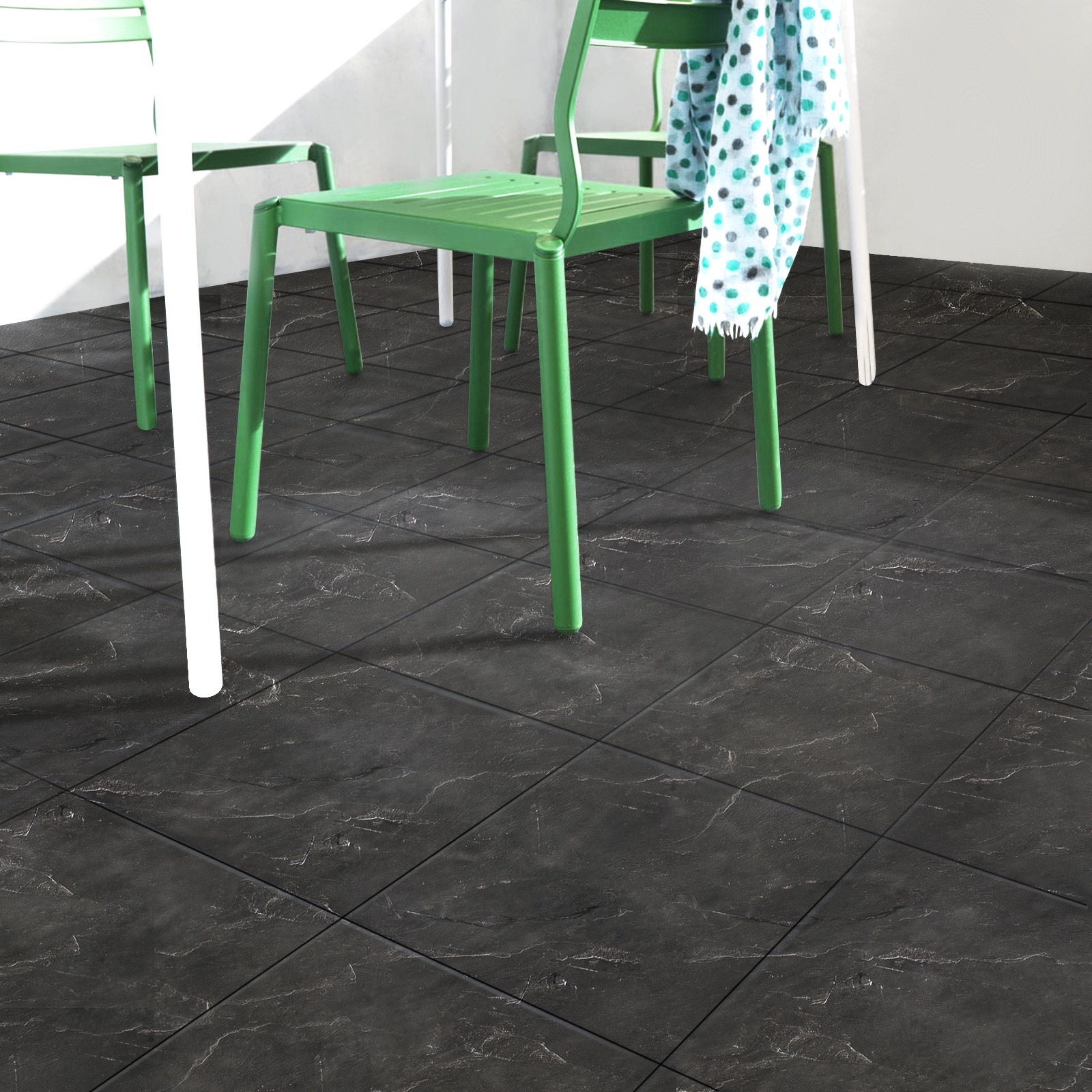 Carrelage exterieur noir ardoise