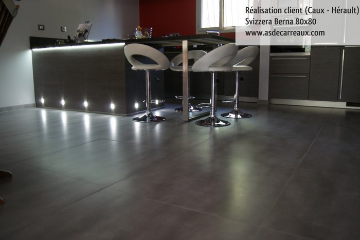 Carrelage gris beton ciré