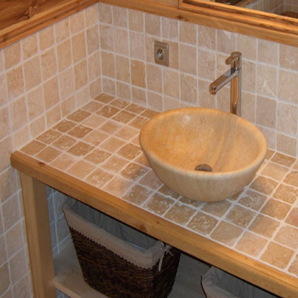 Carrelage salle de bain travertin