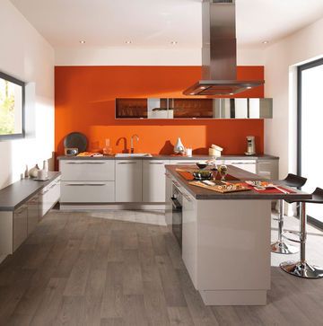 Plan de travail cuisine couleur orange