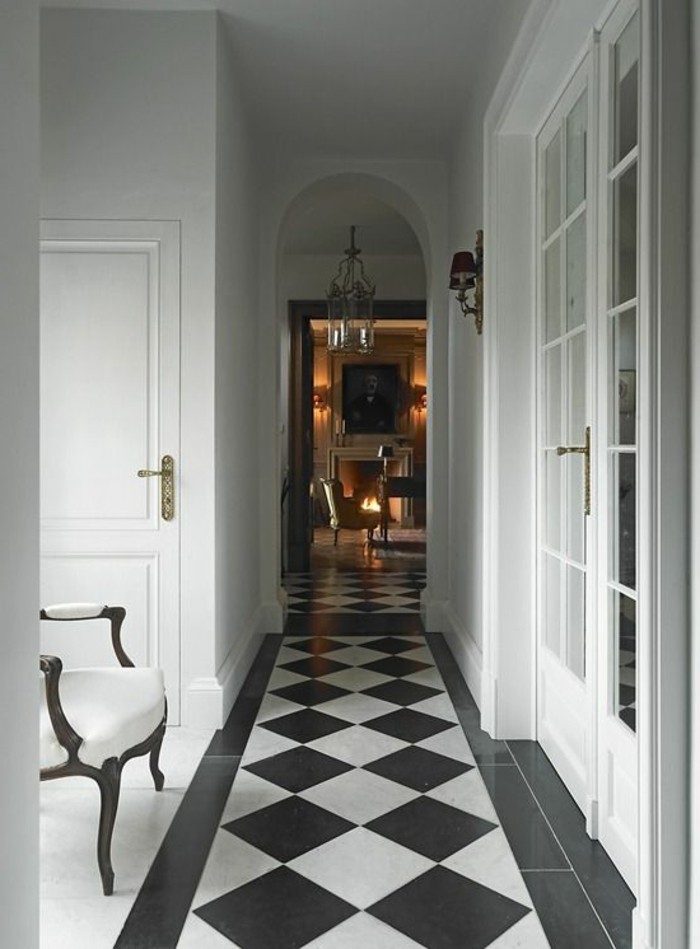 Carrelage blanc damier