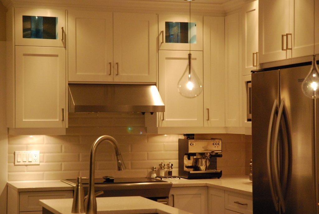 Porte armoire cuisine laval