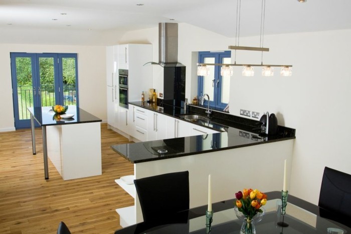 Plan cuisine en l avec fenetre