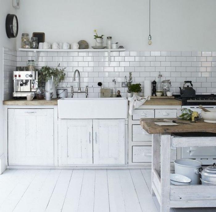 Photo de cuisine blanc et bois
