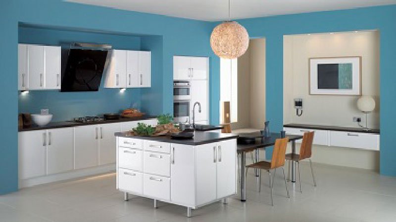 Peinture mur cuisine bleu
