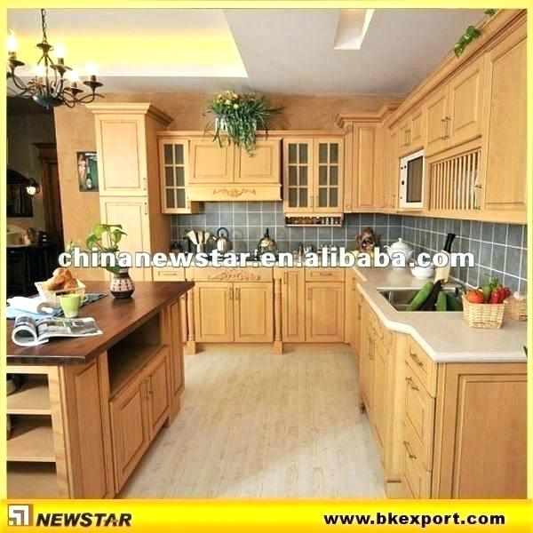 Meuble de cuisine en bois hêtre