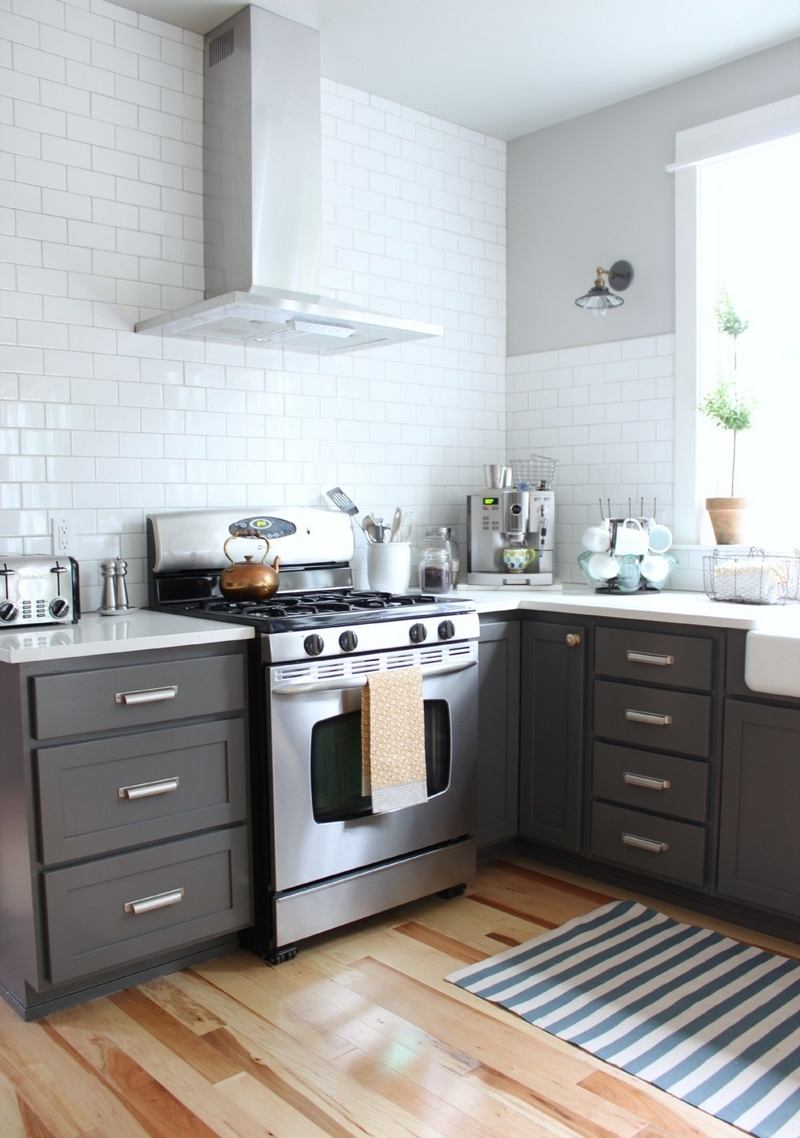 Carrelage mural cuisine gris foncé