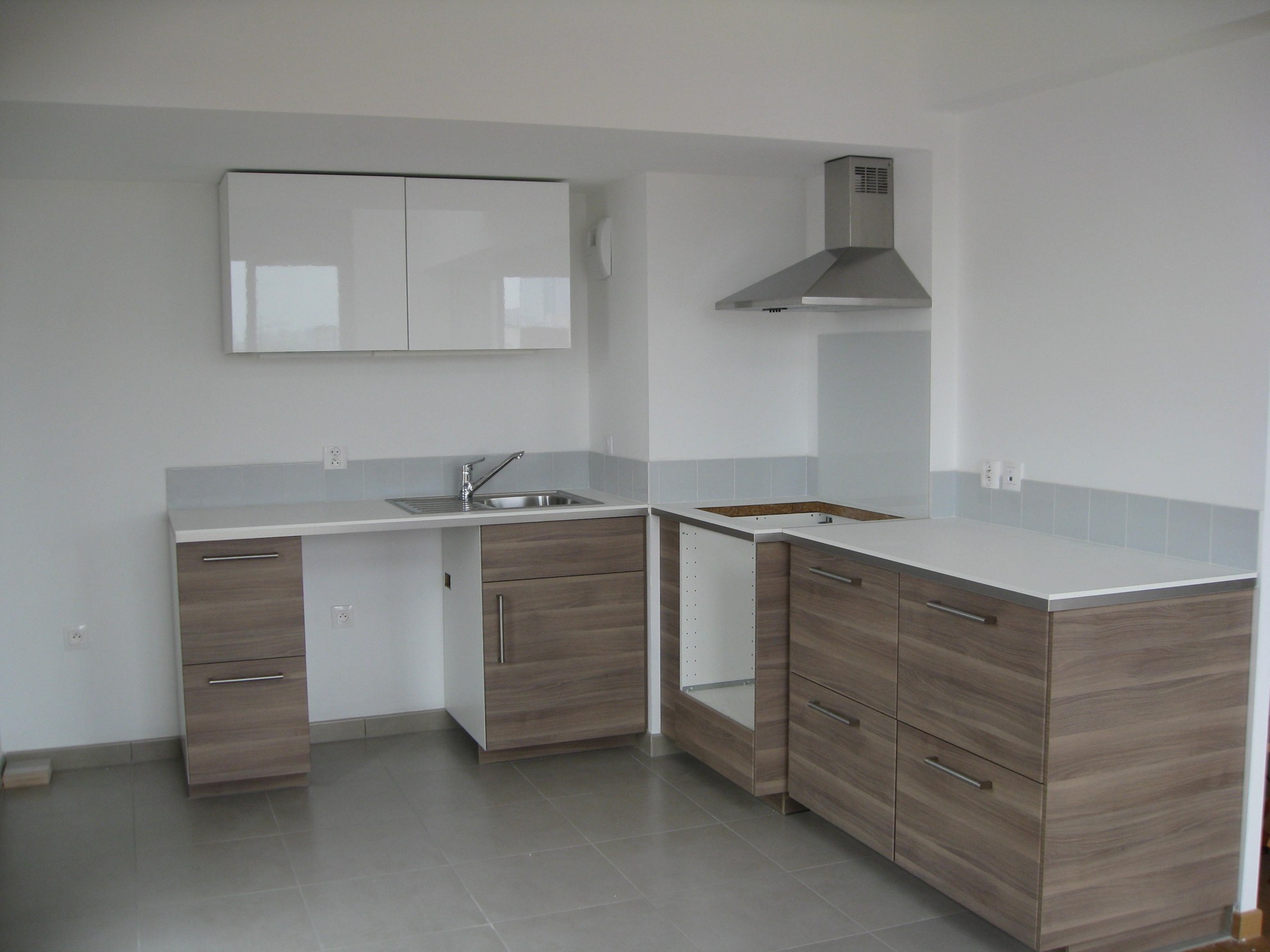 Montage meuble haut de cuisine ikea