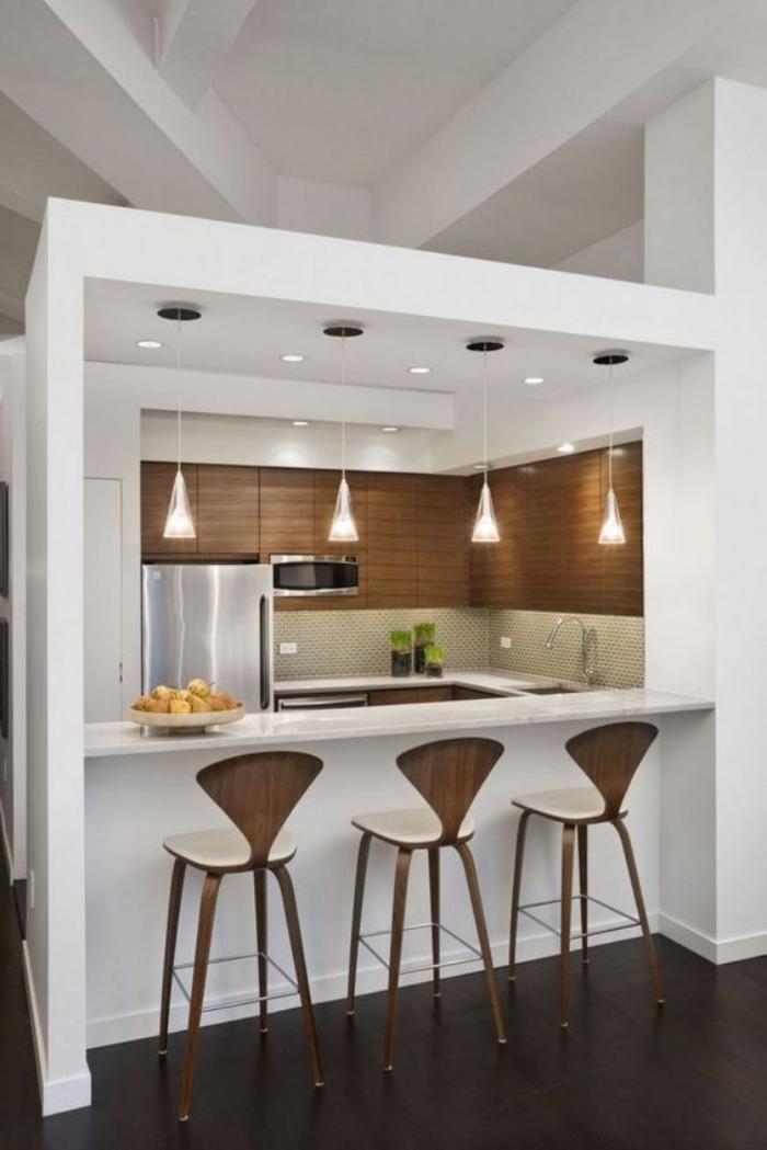 Plan de cuisine ouverte avec bar