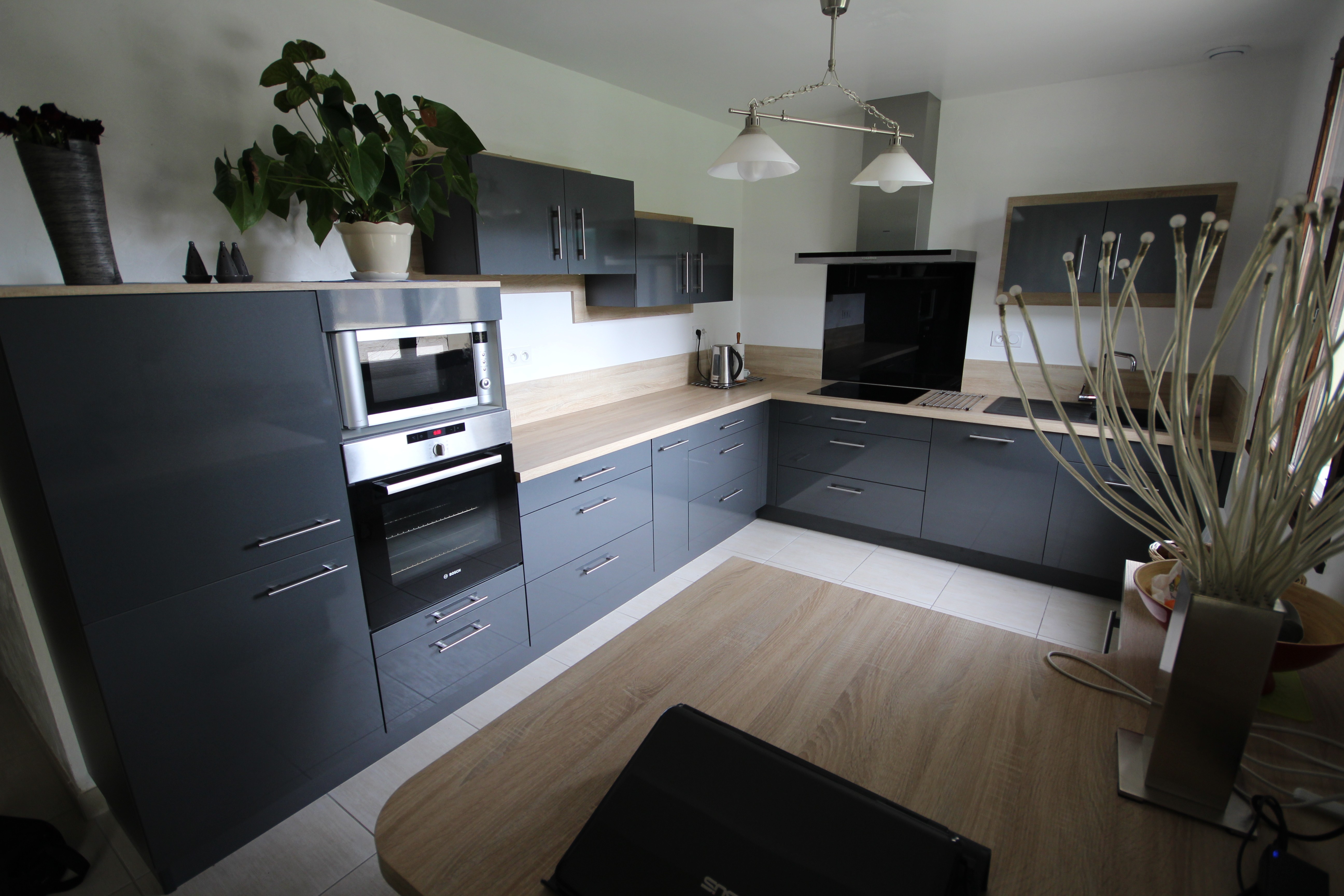 Couleur mur cuisine sombre
