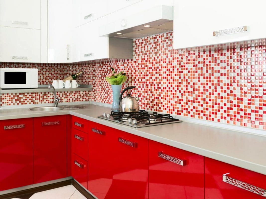 Photo cuisine rouge et blanche