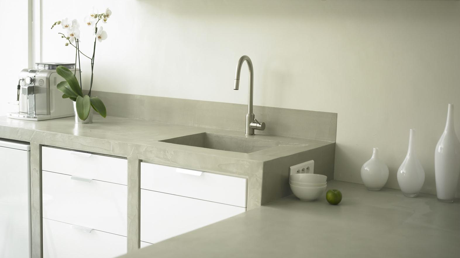 Béton ciré plan de travail cuisine stratifié