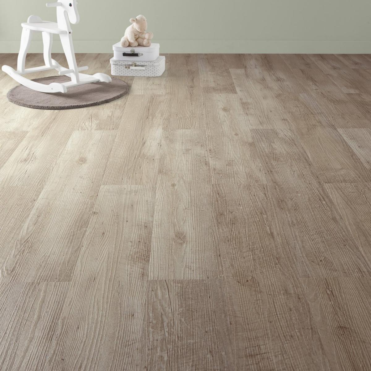 Dalles à coller sur carrelage