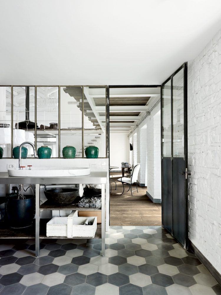 Carrelage blanc gris noir